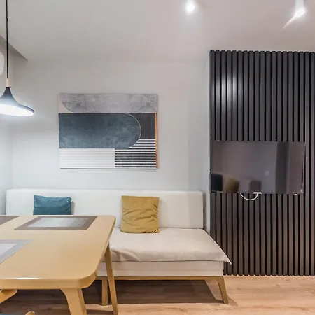 Pazari I Ri - 1 Bedroom Loft *