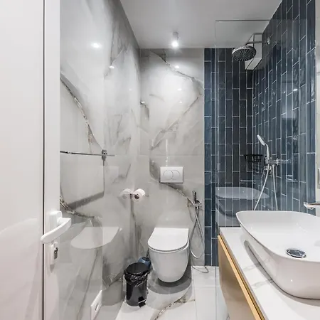 Pazari I Ri - 1 Bedroom Loft Apartmán Tirana