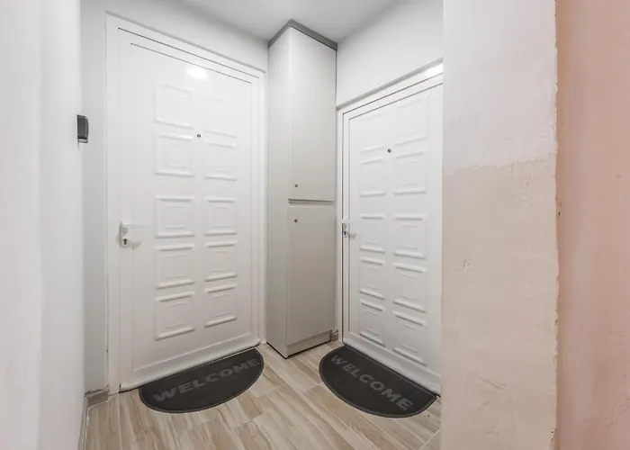 Apartman Pazari I Ri - 1 Bedroom Loft *